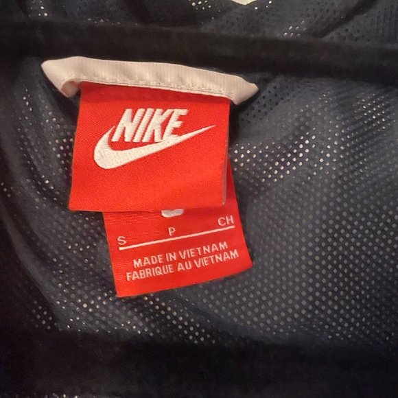 EUC Nike Windbreaker - S - Picture 5 of 5